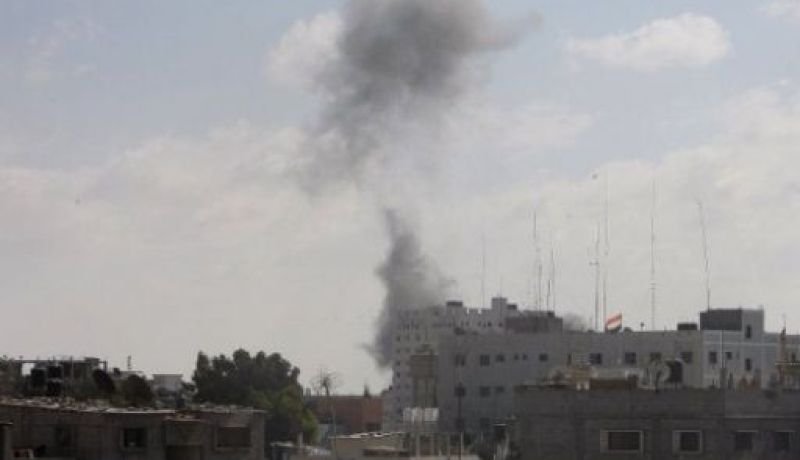 إصابة 4 فلسطينيين في غارة جوية إسرائيلية على خان يونس