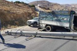 شاحنة مجنونة تقتل كهلا وتقطع الكهرباء على مئات المواطنين بباتنة