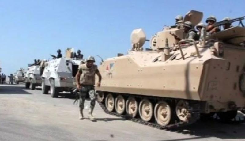 مقتل 4 جنود مصريين في إنفجار مدرعة بسيناء