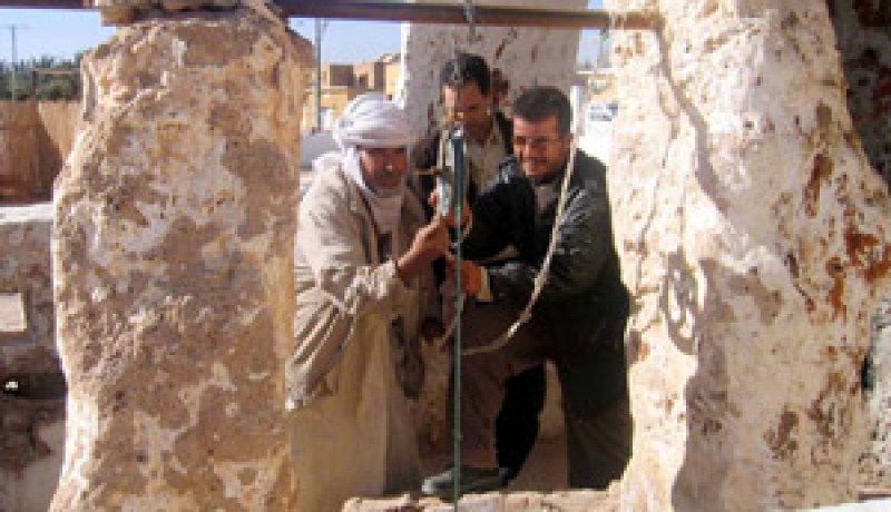 بسبب النقص الكبير في التزود بالمياه : سكان ضواي روحه بالوادي يهددون بالنزول إلى الشارع