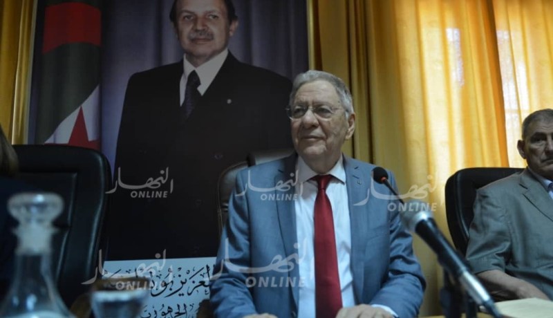 ولد عباس: “أبدا.. نحناح لم يساوم الرئيس بوتفليقة في 99”