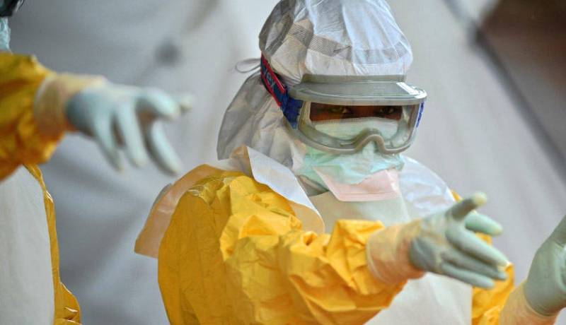 بريطانية تتعافى تماما من الإيبولا