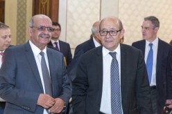 لودريان: من مسؤوليتنا العمل مع الجزائر على تسوية الأزمات