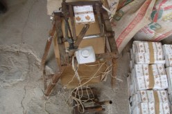 اكتشاف ورشة سريّة لصناعة '' الشمة '' من فضلات الحيوانات!