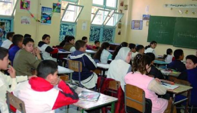 أولياء‮ ‬يوقفون أبناءهم عن الدراسة بسبب شجار بين المدير والمعلم‮!‬