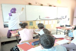 مسابقات لتوظيف أساتذة اللغة العربية والفرنسية والرياضيات