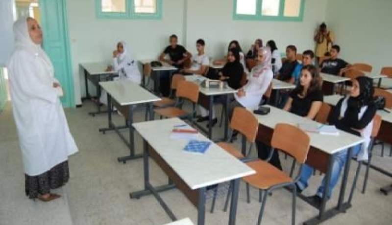 مترشحون حاملون لليسانس يشاركون في مسابقات التوظيف بمستوى نهائي