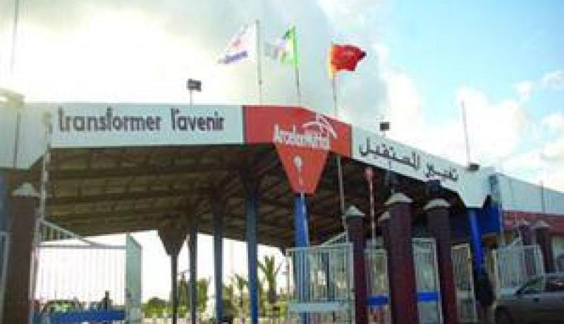 الفرنسيون‮ ‬يفرضون عقوبات جماعية على عمال أرسيلور ميتال‮ ‬