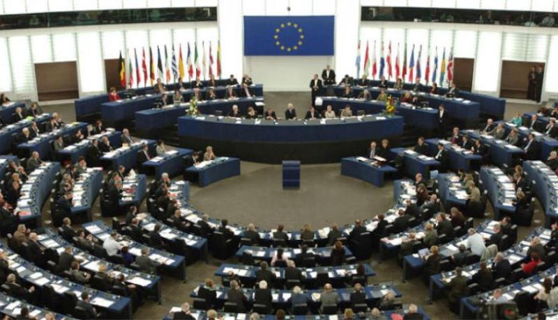 الإتحاد الأوروبي سيعاقب “غوغل وفيسبوك وتويتر” لهذا السبب..