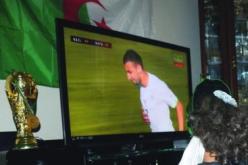 شـاشـات “بــلازمـا” بـدلا مـن تــذاكـر الـمـلـعـب