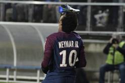 إحتفال “نيمار” الغريب يصنع الحدث