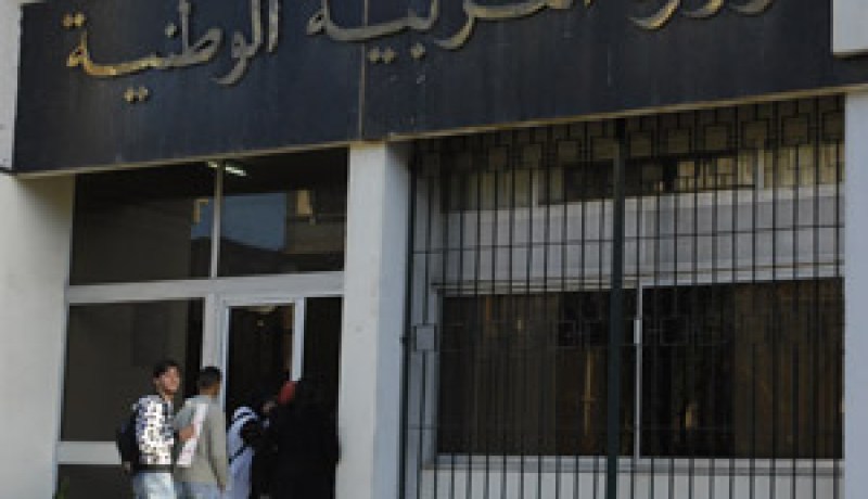 بن بوزيد يتنقل إلى الولايات التي عرفت إلغاء نتائج المديرين للوقوف على الأسباب