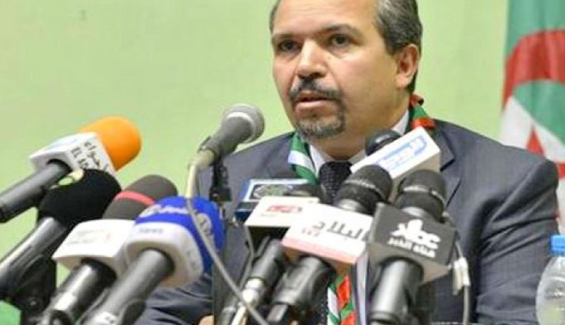 ضرورة التمسك بمنهج الإعتدال والوسطية لمواجهة التطرف الديني