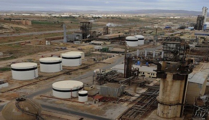 عنابة: تصدير 15 ألف طن من الأمونياك نحو أوروبا