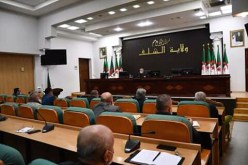 الشلف: الوالي يلزم الأميار بضمان توفير خدمتي النقل والإطعام في كل المدارس