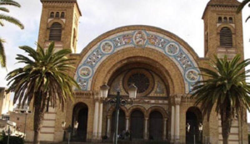 كنيسة مسيحية بعين الترك بوهران تنشط في العلن