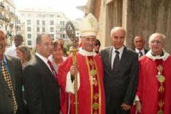 الجزائريون ضدّ نشاط الجمعيات المسيحية