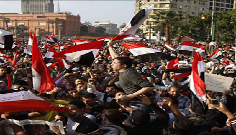 مسيرة إلى مجلس الشعب تطالب النواب بانتخاب الرئيس قبل الدستور