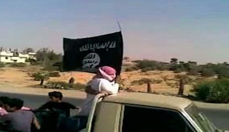 هجوم مسلح على حاجز أمني بالعريش و إضرام النار في نقطة مرور وسط سيناء