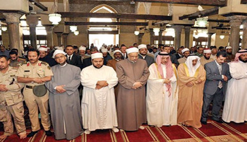 صلاة الغائب على ضحايا أحداث بور سعيد بجامع الأزهر بمصر