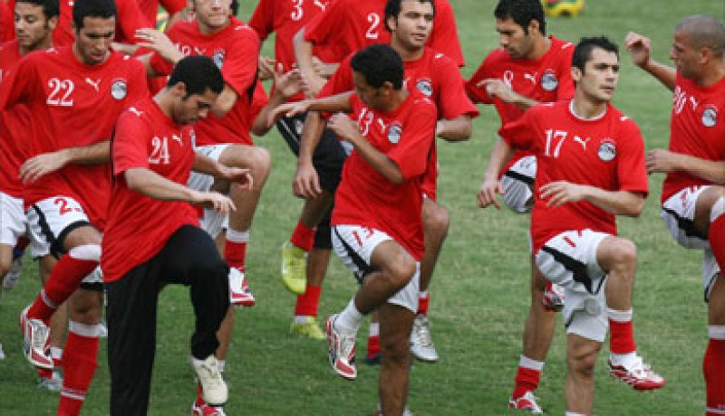 شبح المنشطات يحوم من جديد على بطولة كرة القدم بمصر