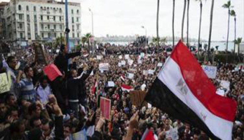 مظاهرات أمام السفارة الإسرائيلية بالقاهرة تخلف 24 جريحا