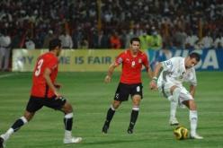 أبو الغيط يسعى إلى إقامة مباراة ودية بين الجزائر ومصر..؟