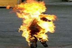 وفاة رجل حاول إحراق نفسه أمام مقر الرئاسة الموريتانية