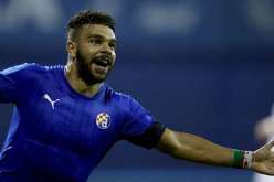 بالفيديو.. سوداني ينتفض ويسجل “هاتريك” في داربي زغرب