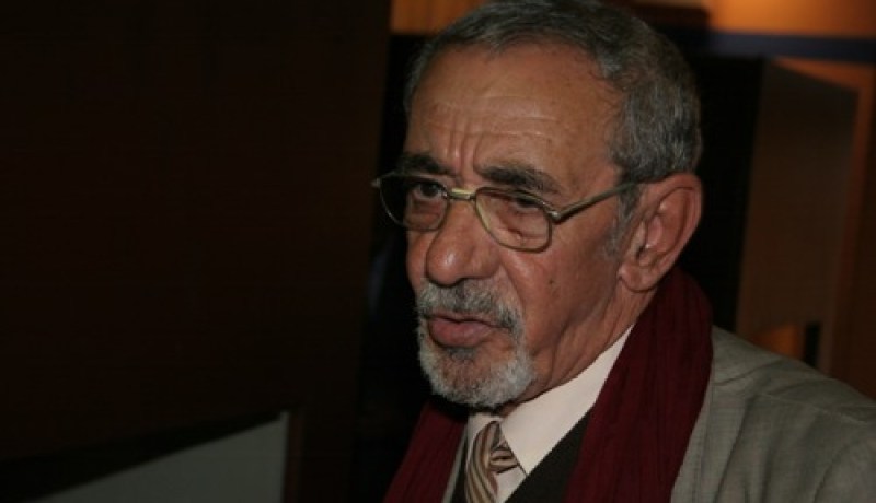 محمد العزوني أطراف تريد تطبيق القانون الفرنسي في الجزائر