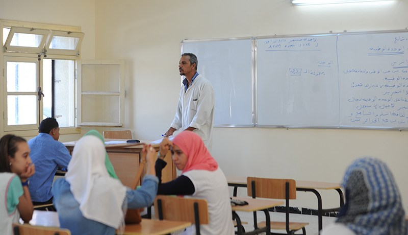 وزارة التربية تبحث عن الفقراء ومزدوجي الجنسية وسط 8 ملاييـن تلميذ