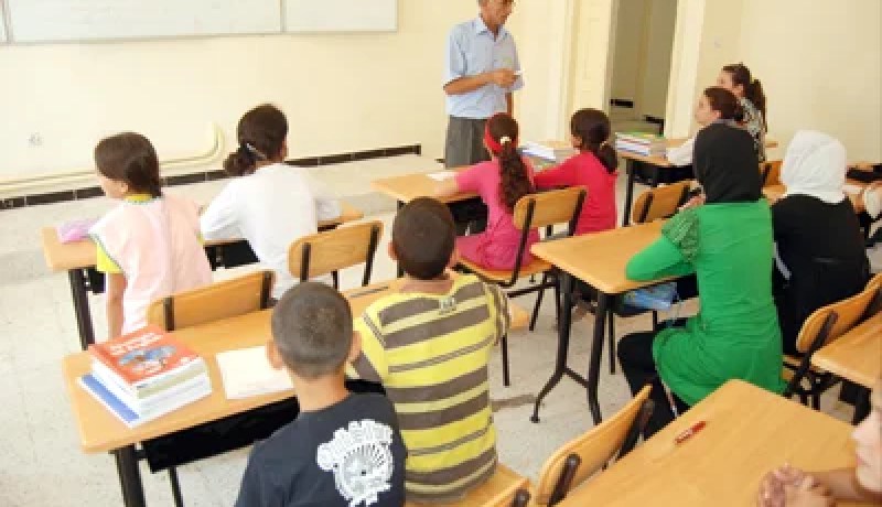 تلاميذ الأولى متوسط ضعيفون في الفرنسية.. ويتقنون التربية المدنية فقط
