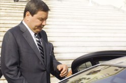 البقاع المقدسة..أول وجهة للجنرال