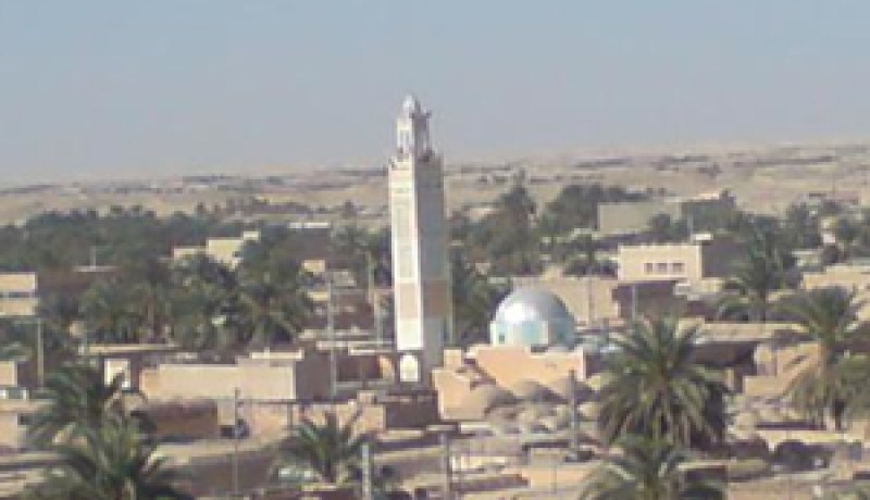 سكان قرية “الغنامي يلجأون إلى المصحات التونسية للعلاج وأكبر حلمهم معرفة ما وراء الكثبان الرملية