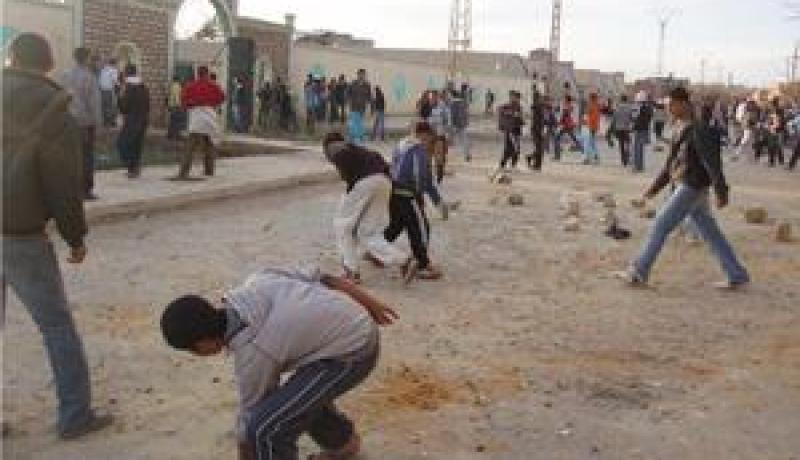 معارضون يقتحمون بلدية واد السبع بالسيوف و الشواقير ويجبرون المير على الاستقالة في سيدي بلعباس