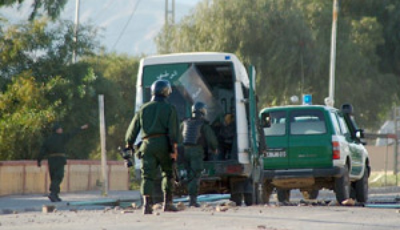 اعتقال أكثر من 160 متظاهر وتسجيل 75 جريحا من بينهم 15 رجل أمن و والي الشلف يدعو إلى التعقل وتغليب لغة الحوار