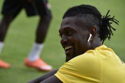 أديبايور يهاجم الكاف بسبب جائزة الكرة الذهبية !!