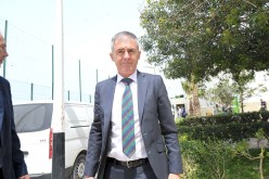 ألكاراز يعاين جزائريا مغتربا ينشط في البوندسليغا تحسبا لضمّه للخضر