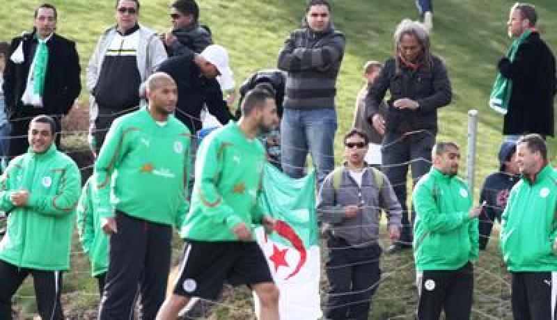 جانب من تدريبات كتيبة محاربي الصحراء بسويسرا