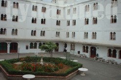 فتح مسابقة توظيف 120 طالب بالمدرسة العليا للإدارة لموسم 2009