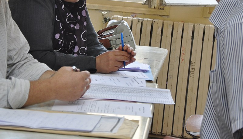 بن غبريت تقصي 5 تخصصات من المشاركة في مسابقة التوظيف