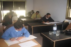 إسقاط اختبار مادتي الفرنسية والإنجليزية من المسابقات المهنية