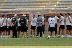 الدفاع في‮ ‬تحسن،‮ ‬علامة كاملة لوسط الميدان والهجوم الحلقة الضعيفة