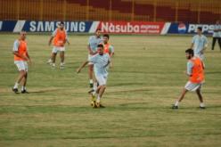 يا المصري يا الحڤار اليوم نخلفوا الثار ونطلّعوا زكارة للمونديال