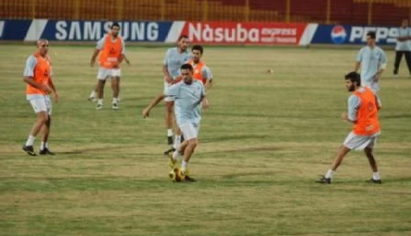 يا المصري يا الحڤار اليوم نخلفوا الثار ونطلّعوا زكارة للمونديال