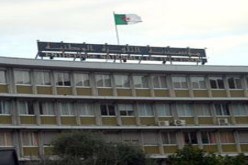 اليتيمة تدفع إقامة بوزيدي‮ ‬بـ‮''‬المنار‮'' ‬