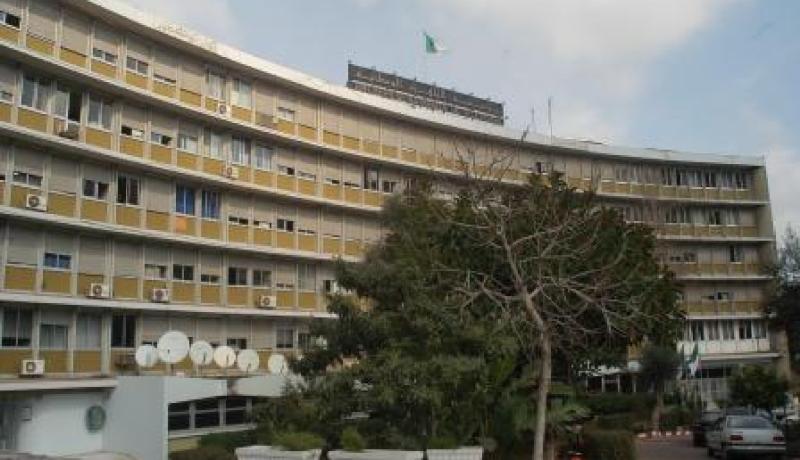 التلفزيون‮ ‬يقرر مراجعة كل عقود الحصص المنتجة لنظام‮ ''‬المنتج المنفذ‮'' ‬بعد تاريخ ‮03 ‬جوان‮! ‬