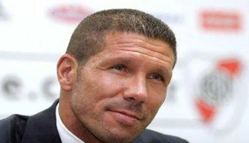 سيميوني: مواجهة برشلونة بـ3 نقاط مثل جميع المباريات