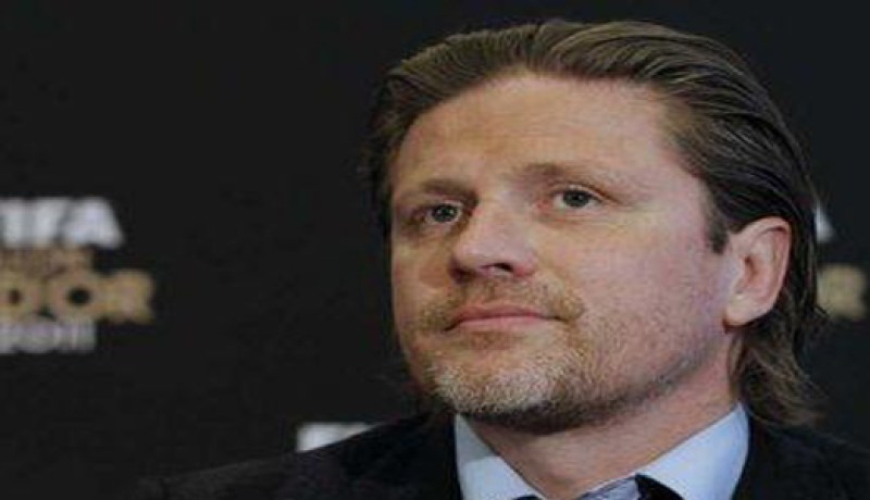 لاعب الوسط  الفرنسي السابق يحذر أرسنال من الاستغناء عن فينغر