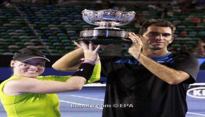 الثنائي ساندز و تيكو يحرز اللقب الزوجي المختلط لبطولة استراليا للتنس